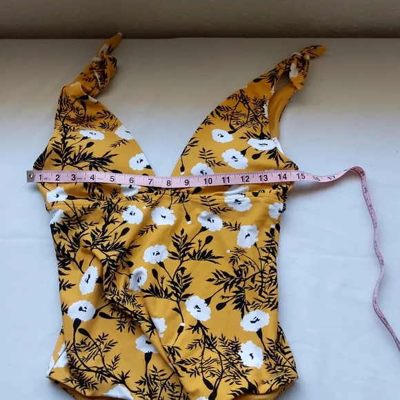 *Roxy Junior Wavy Soul Fashion One Piece Swimsuit